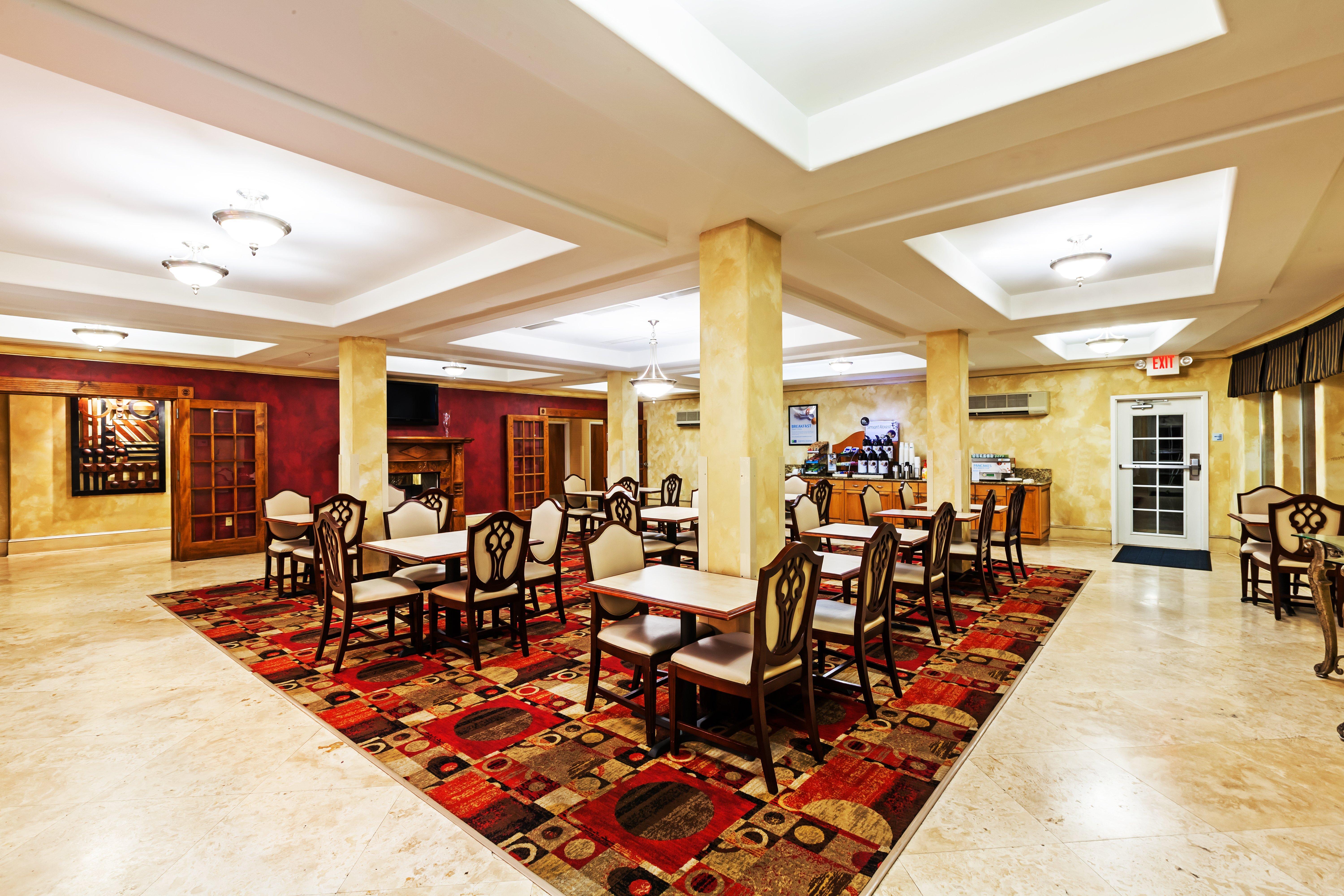 Holiday Inn Express & Suites Lafayette South By Ihg Exteriör bild