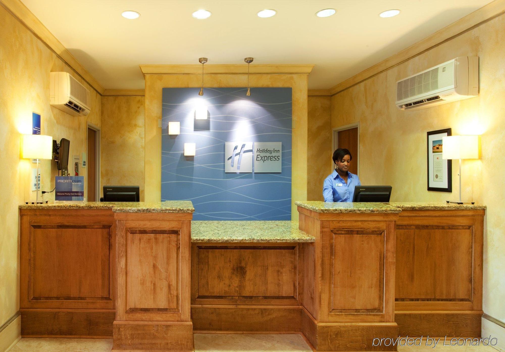 Holiday Inn Express & Suites Lafayette South By Ihg Inreriör bild